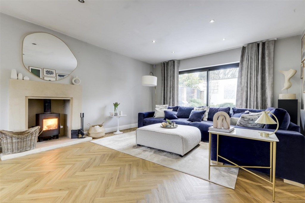 Main Street, Woodborough, NG14