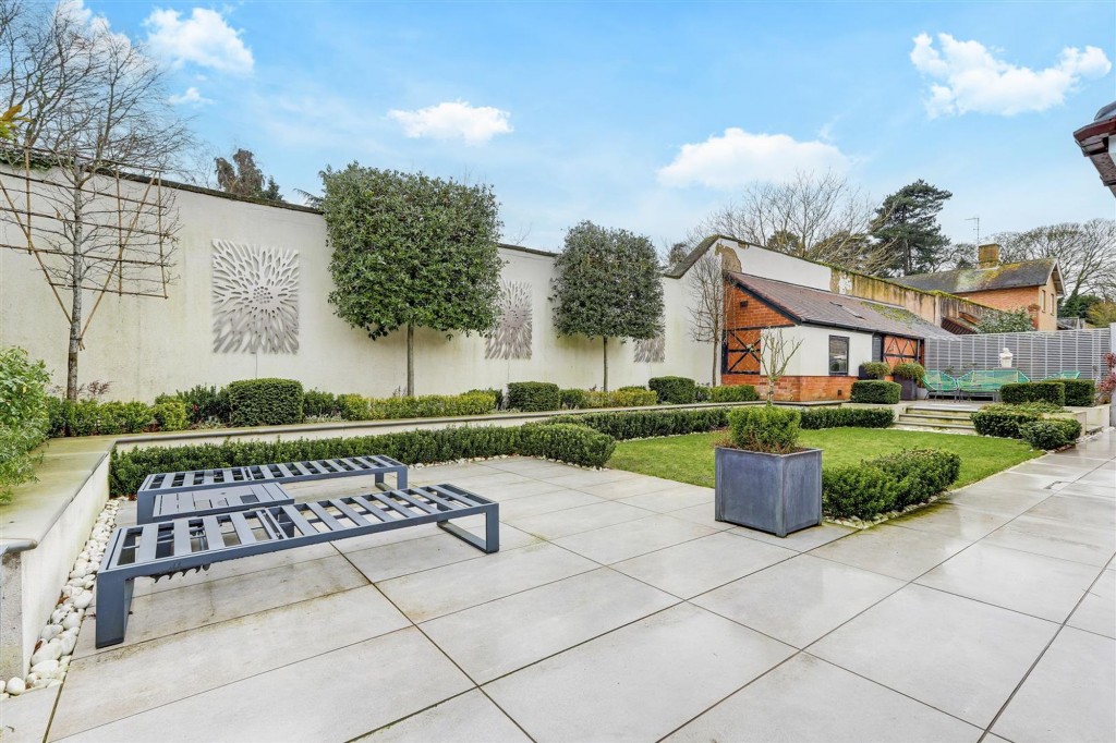 Main Street, Woodborough, NG14