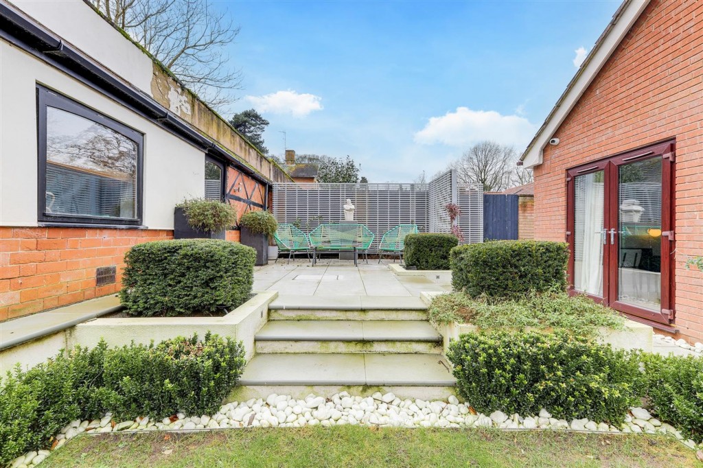 Main Street, Woodborough, NG14