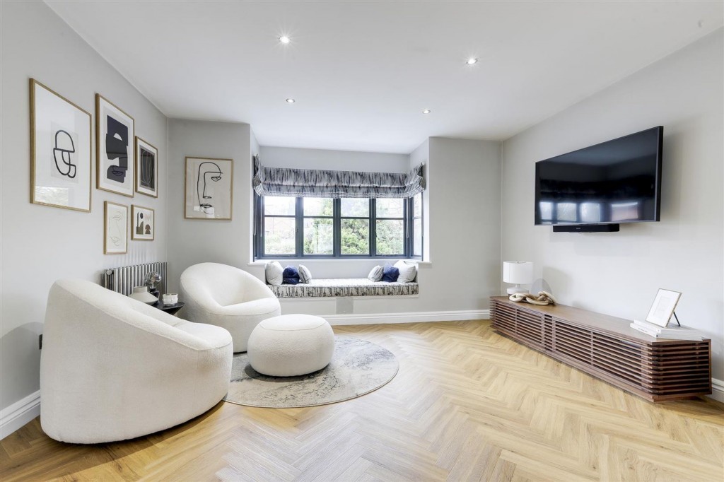 Main Street, Woodborough, NG14