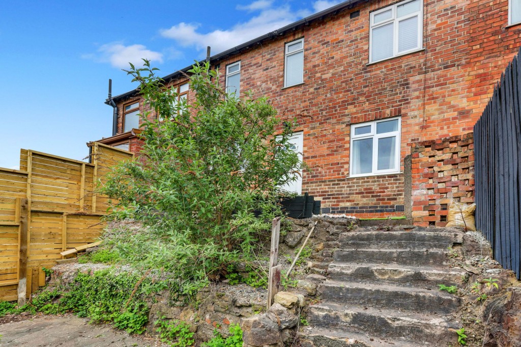 Trelawn Close, Nottingham, NG5