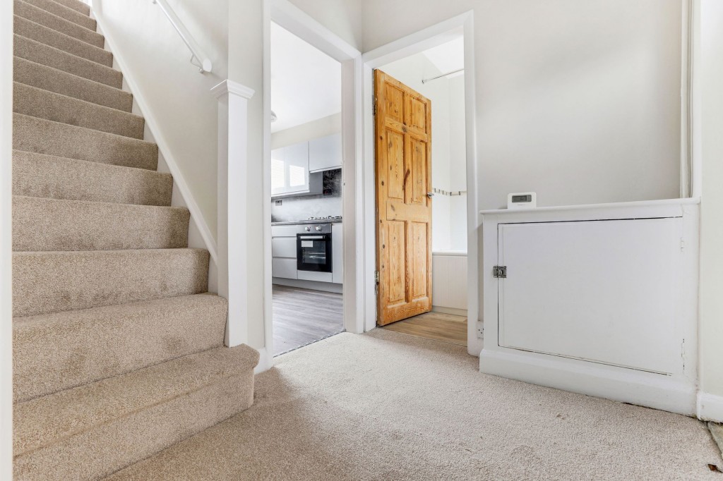 Trelawn Close, Nottingham, NG5