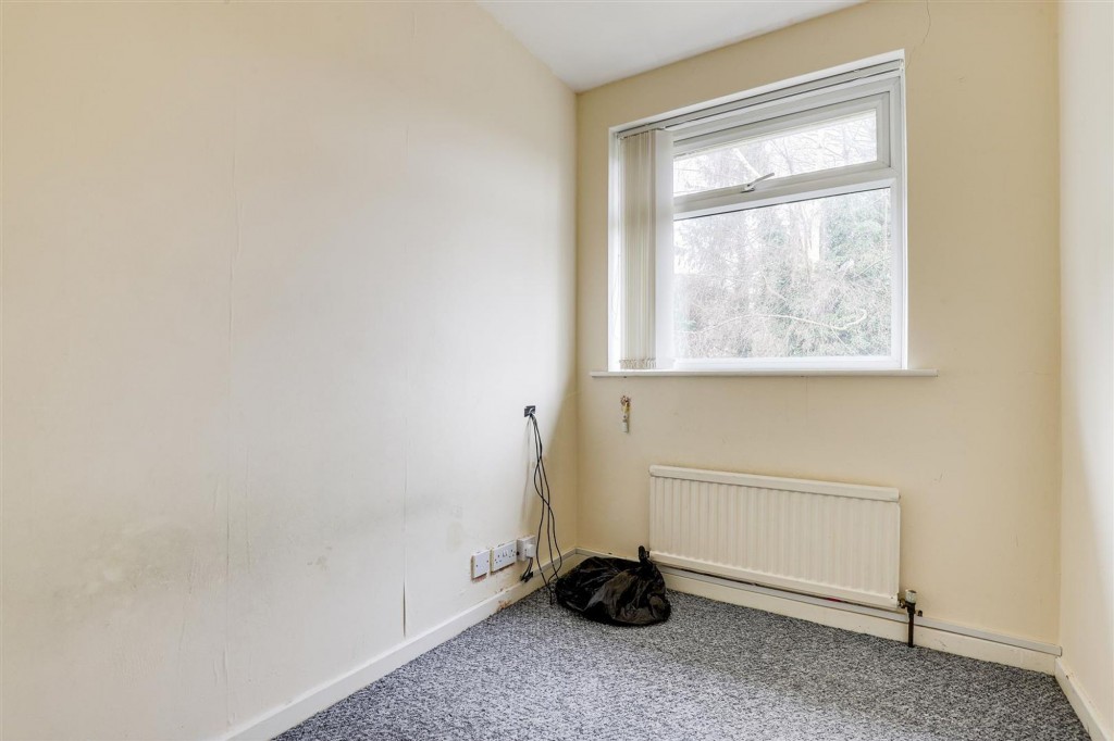 Mansfield Road, Redhill, NG5