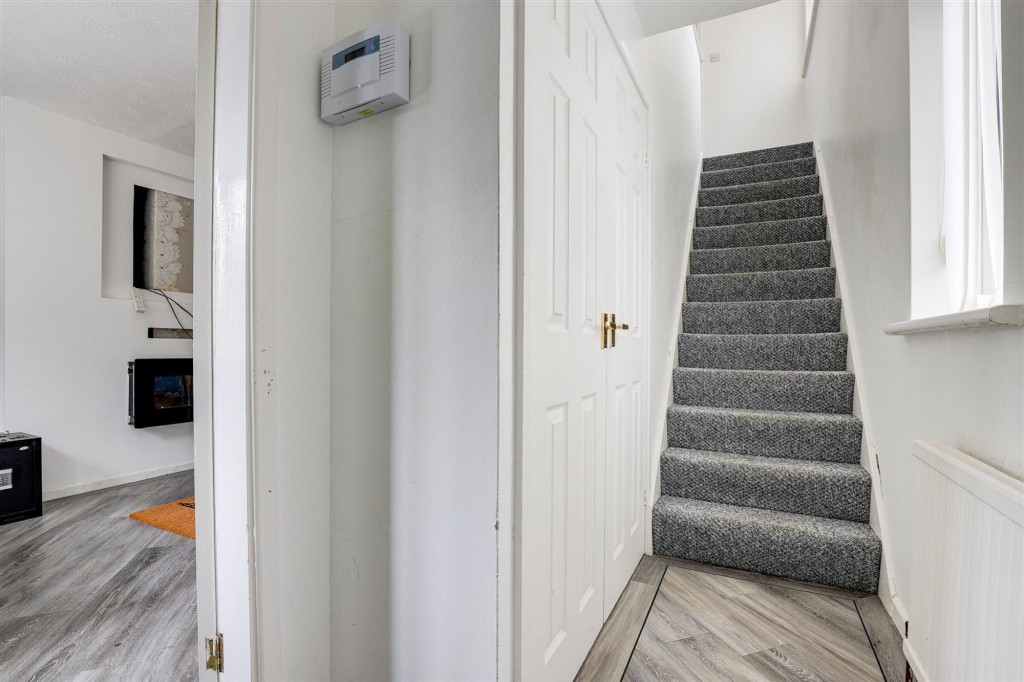 Mansfield Road, Redhill, NG5