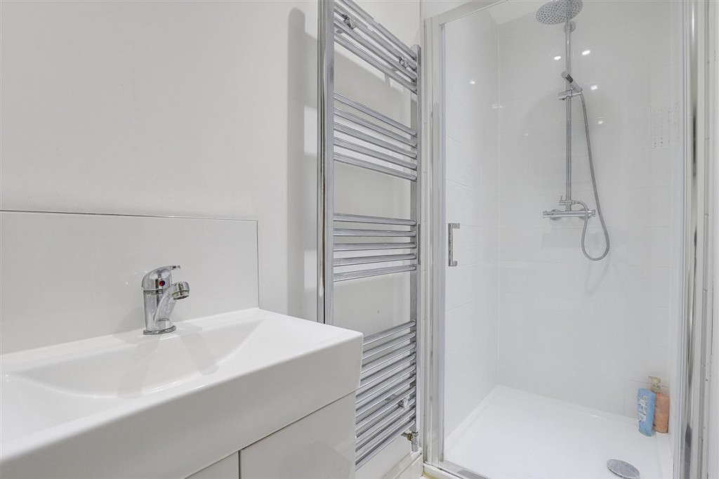 Wellington Street, Long Eaton, NG10