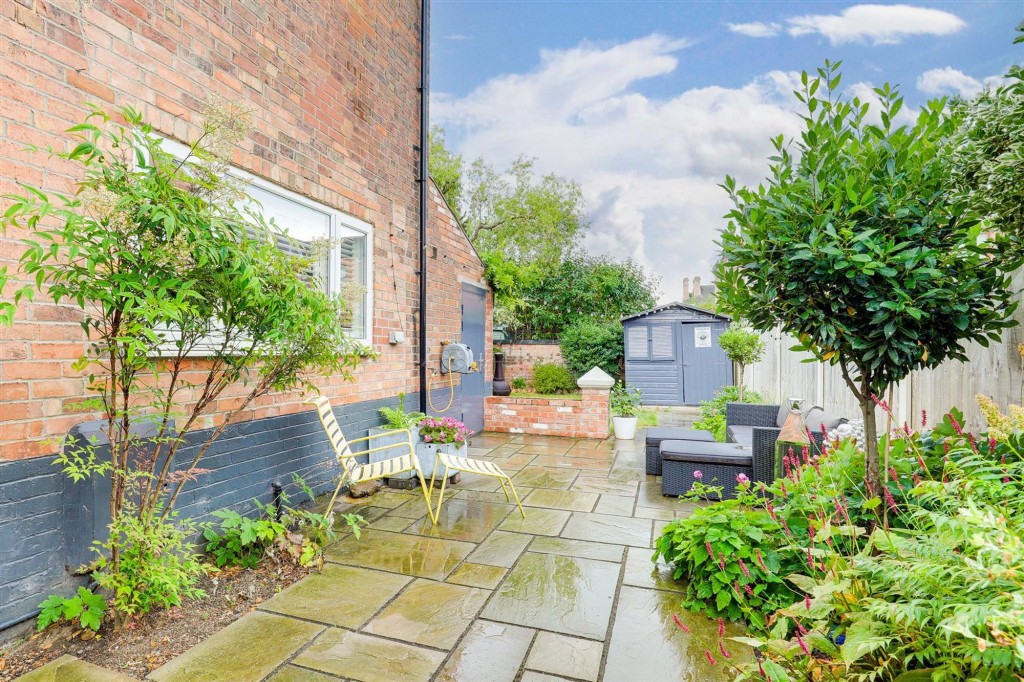 Wellington Street, Long Eaton, NG10