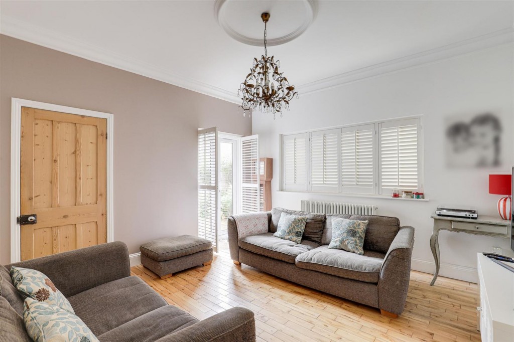 Wellington Street, Long Eaton, NG10