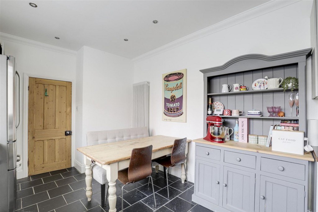 Wellington Street, Long Eaton, NG10