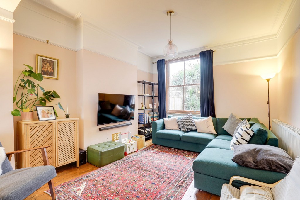 Nottingham Road, Nottingham, NG7