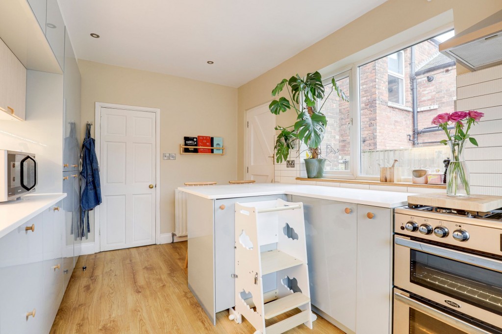 Nottingham Road, Nottingham, NG7