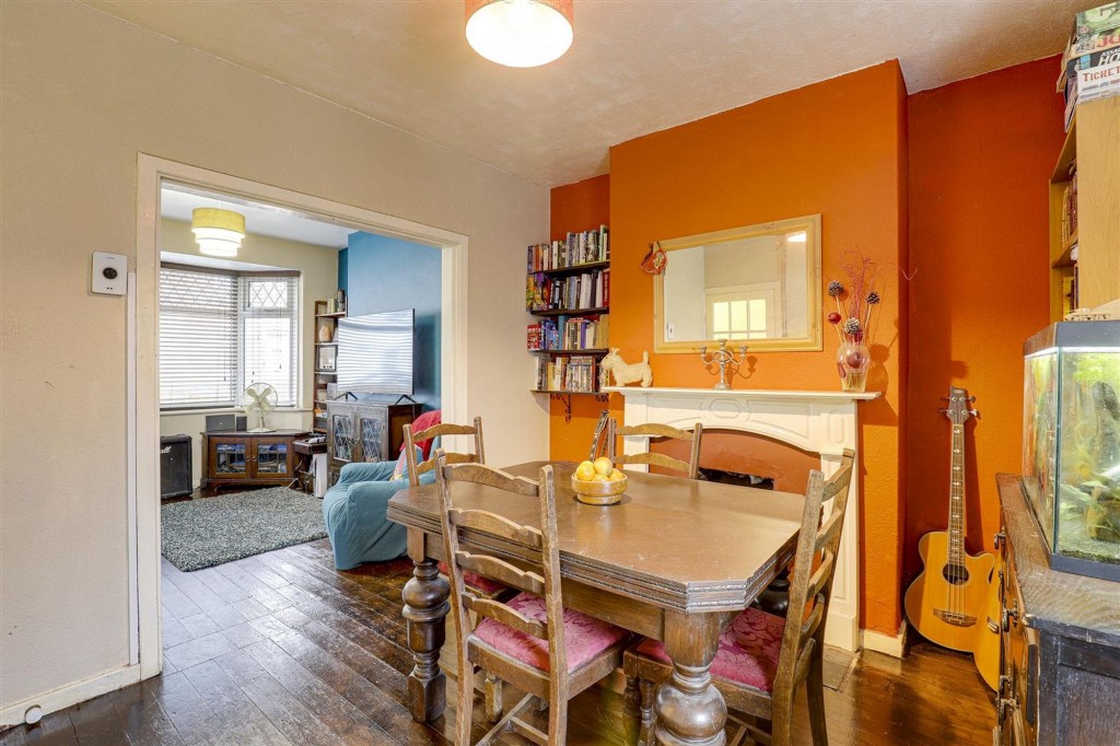 Dagmar Grove, Beeston, NG9