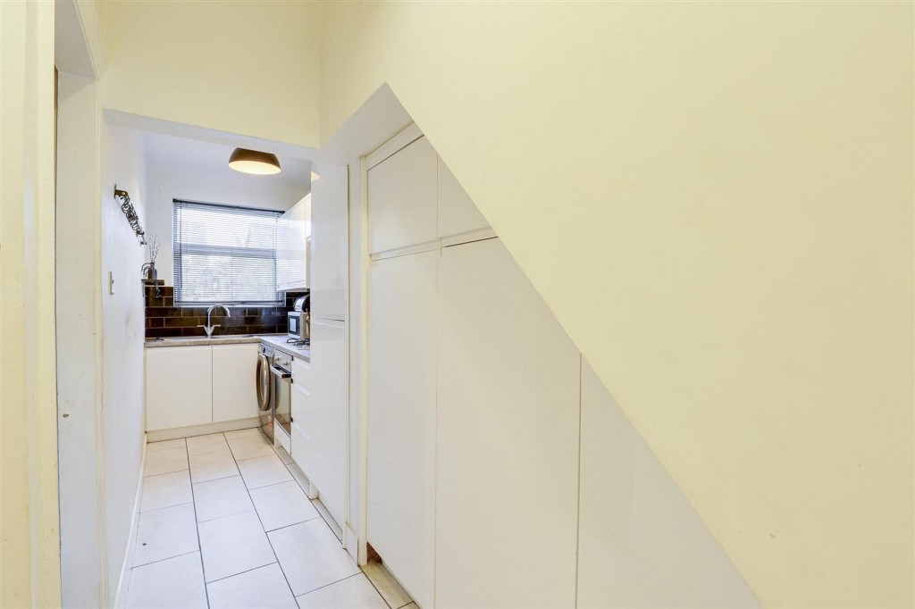 Dagmar Grove, Beeston, NG9