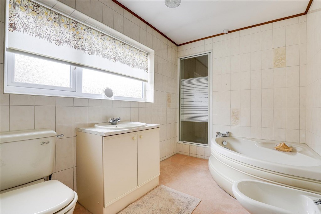 The Meadows, Woodborough, NG14