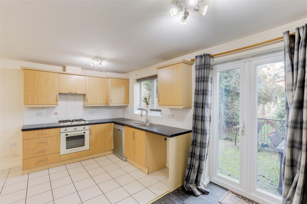 Highbury Avenue, Nottingham, NG6