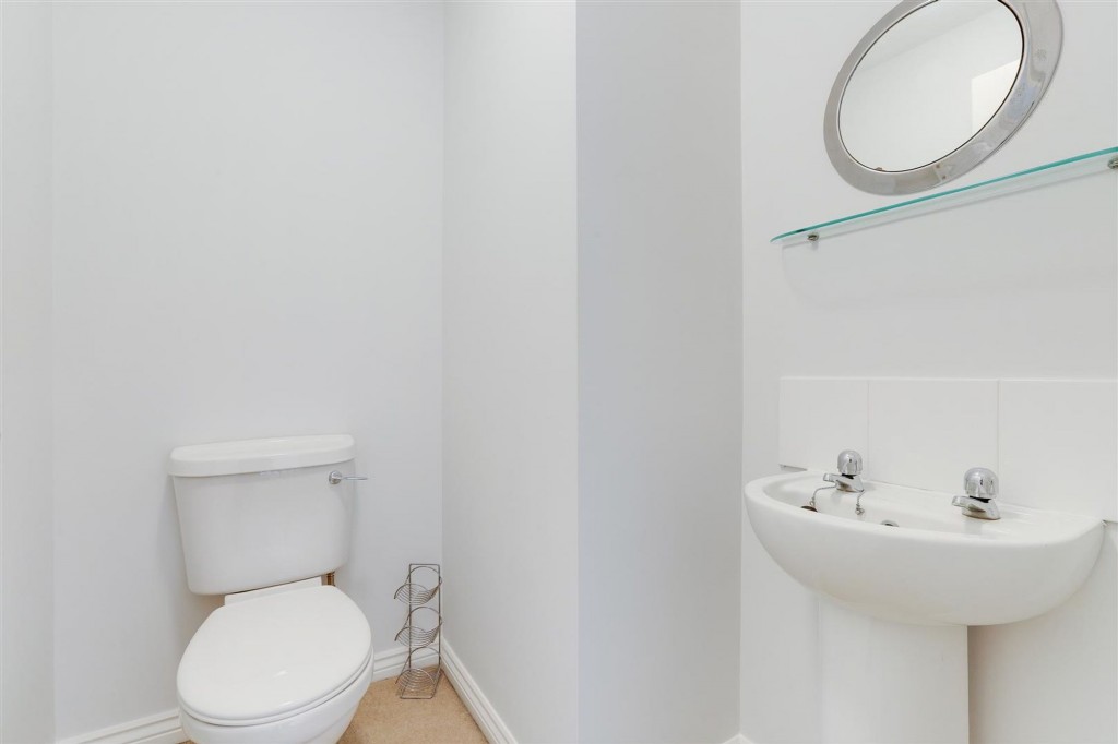 Highbury Avenue, Nottingham, NG6