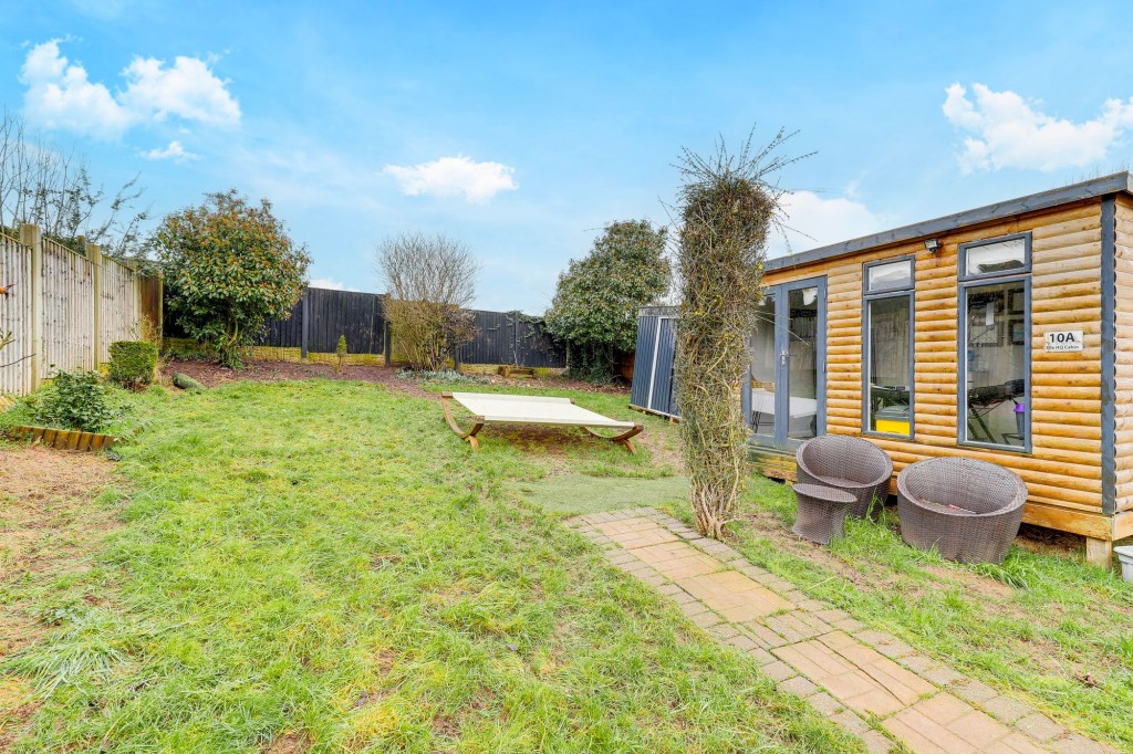 Fraser Road, Carlton, NG4