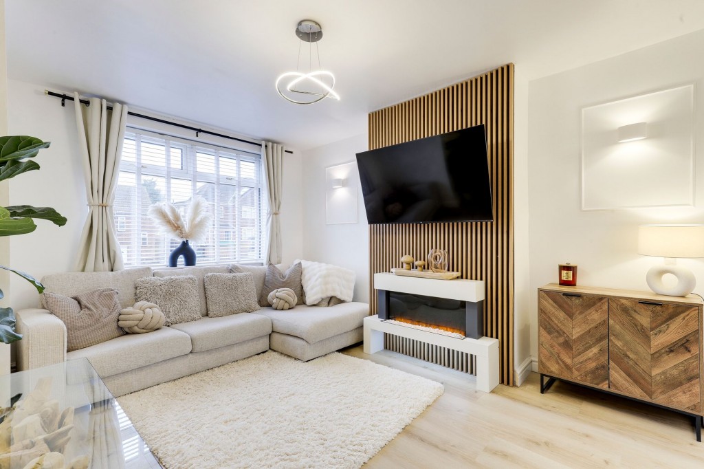 Fraser Road, Carlton, NG4