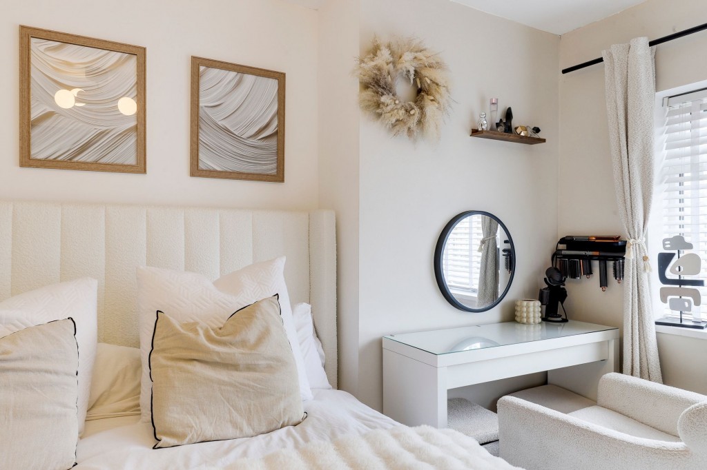 Fraser Road, Carlton, NG4