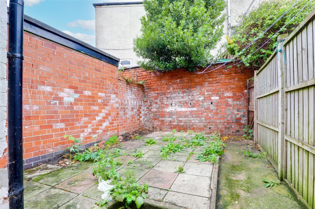 Brushfield Street, Nottingham, NG7