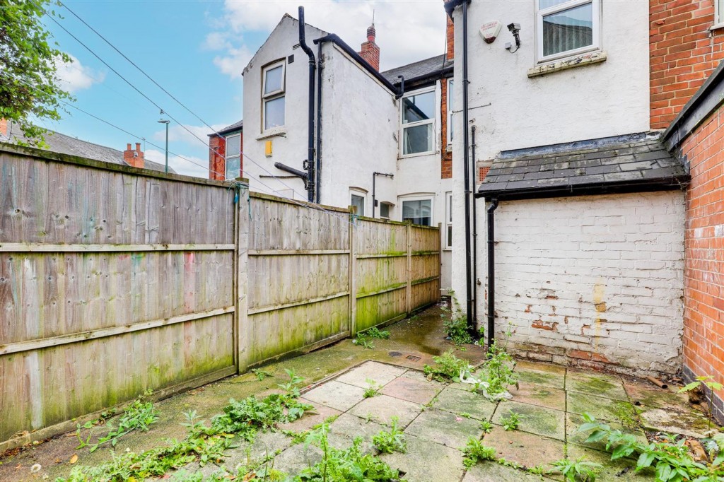 Brushfield Street, Nottingham, NG7