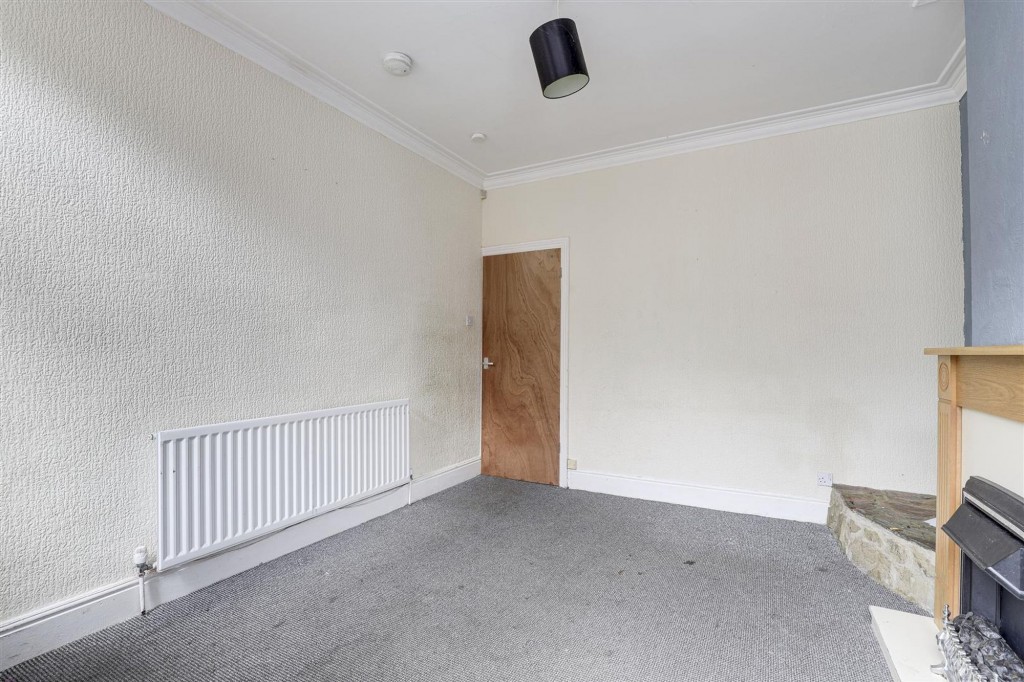 Brushfield Street, Nottingham, NG7