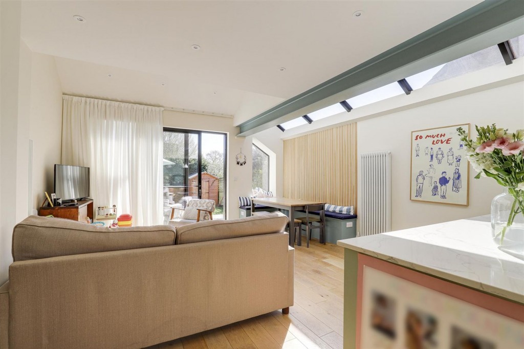 Main Road, Wilford, NG11