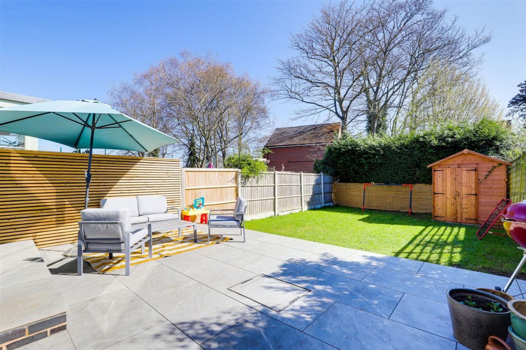 Main Road, Wilford, NG11