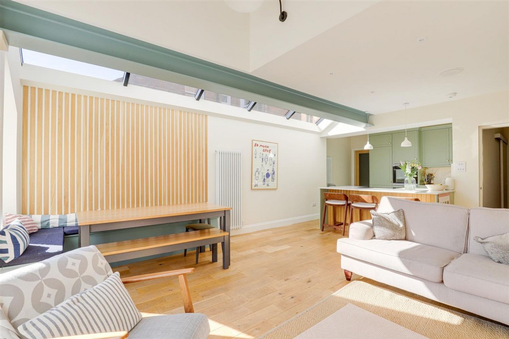 Main Road, Wilford, NG11