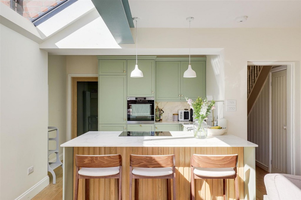 Main Road, Wilford, NG11