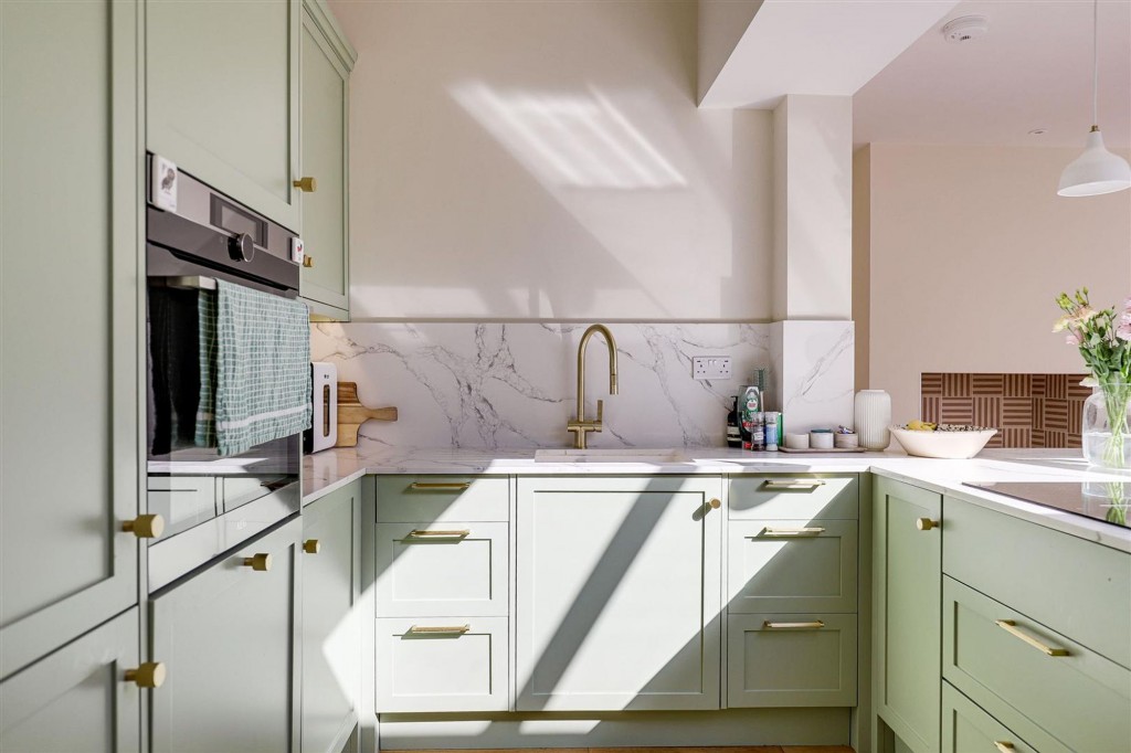 Main Road, Wilford, NG11