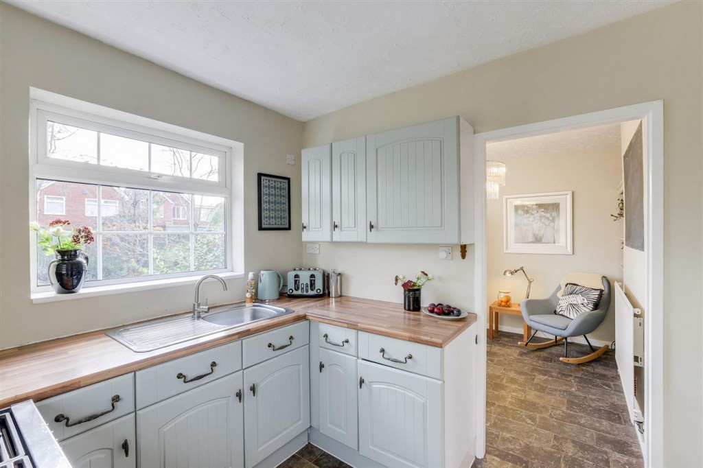 Mill Crescent, Arnold, NG5