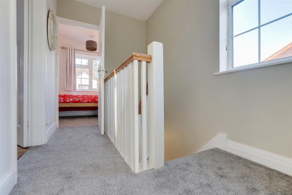 Mill Crescent, Arnold, NG5