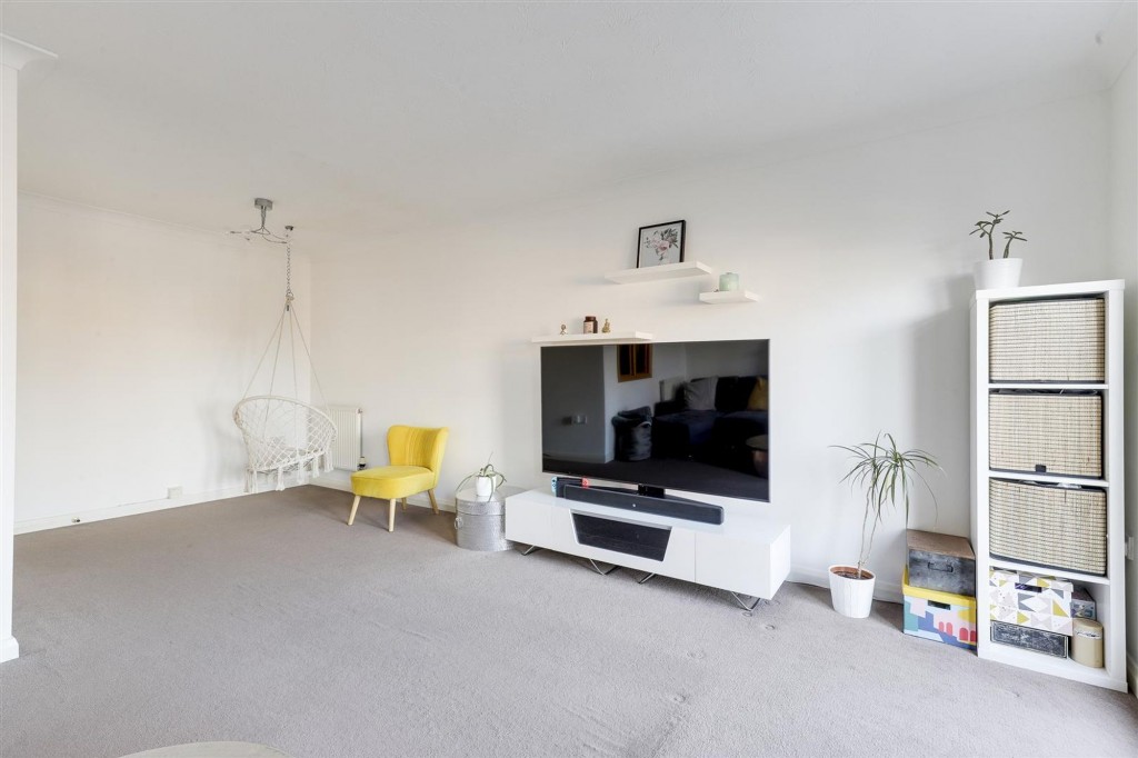 Cudworth Drive, Mapperley, NG3