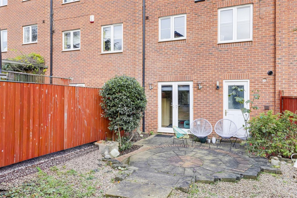 Cudworth Drive, Mapperley, NG3