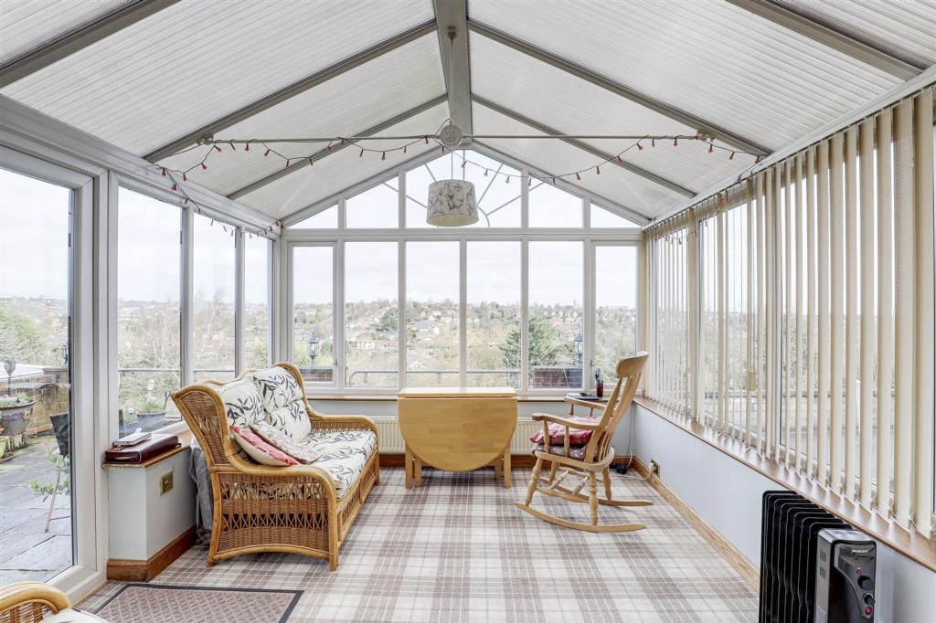 Hillview Road, Carlton, NG4