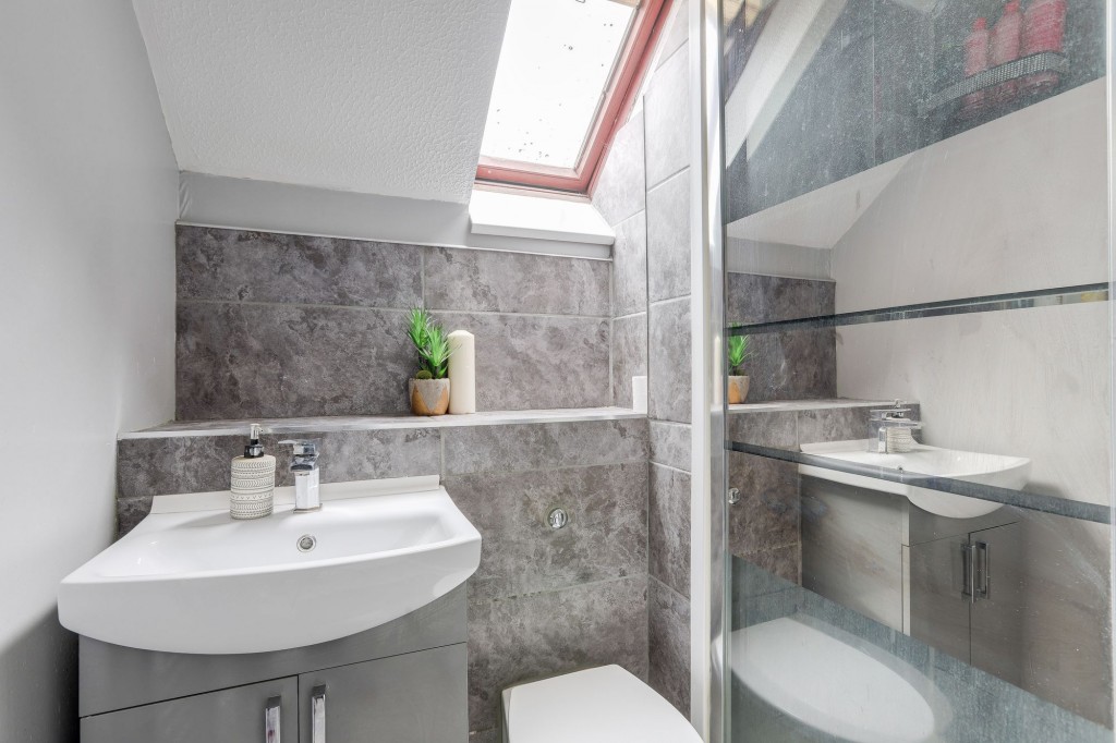 Pearce Drive, Nottingham, NG8