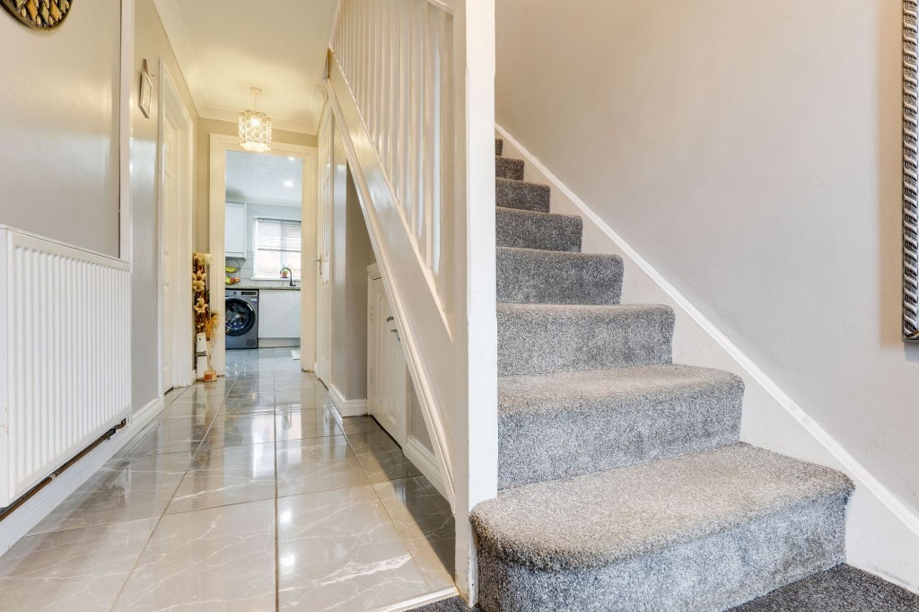 Pearce Drive, Nottingham, NG8