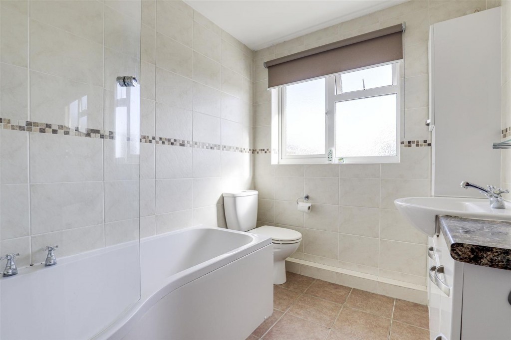 Bispham Drive, Toton, NG9