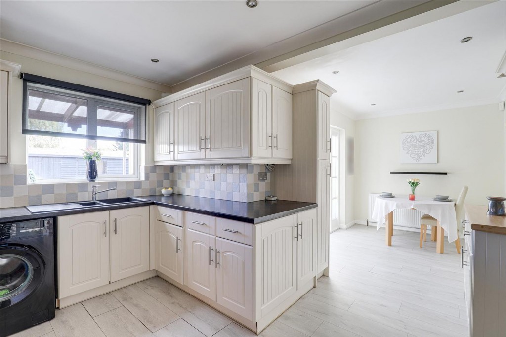 Bispham Drive, Toton, NG9