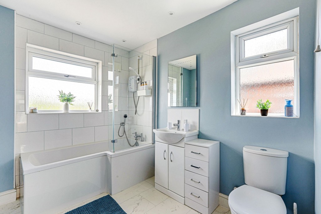 Exton Road, Nottingham, NG5