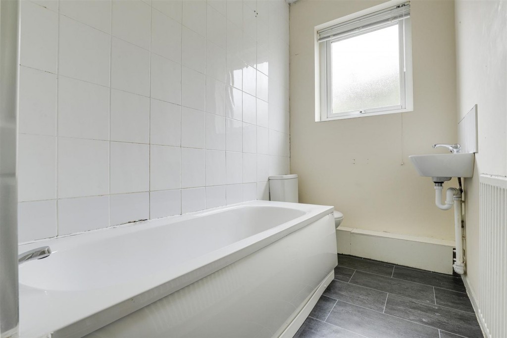 Birrell Road, Forest Fields, NG7