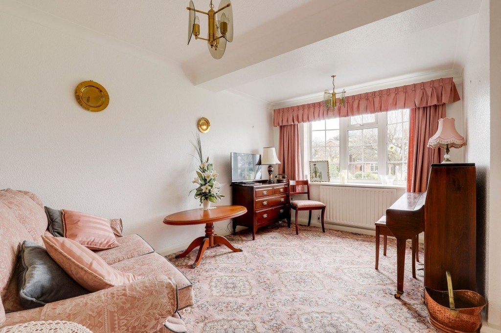 Manor Close, Edwalton, NG12