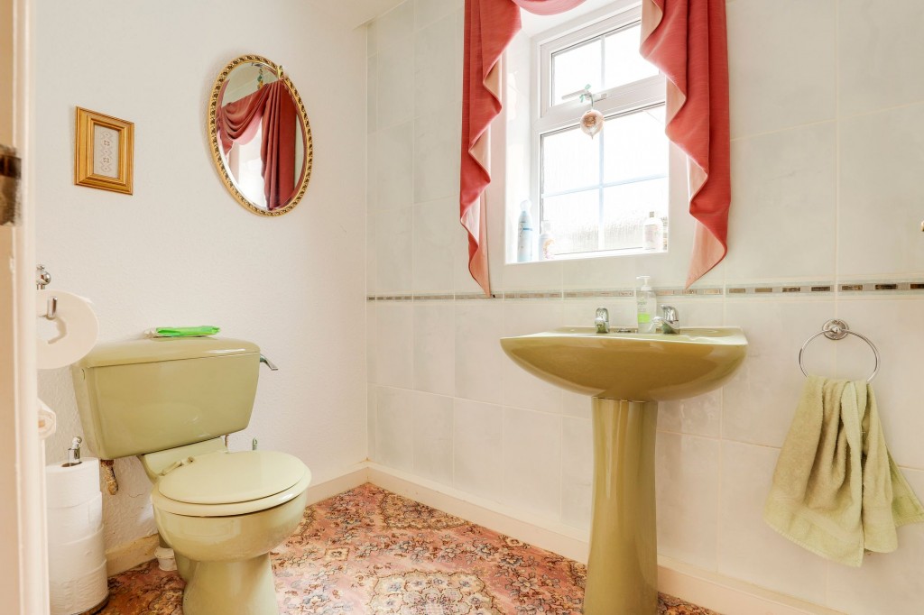 Manor Close, Edwalton, NG12