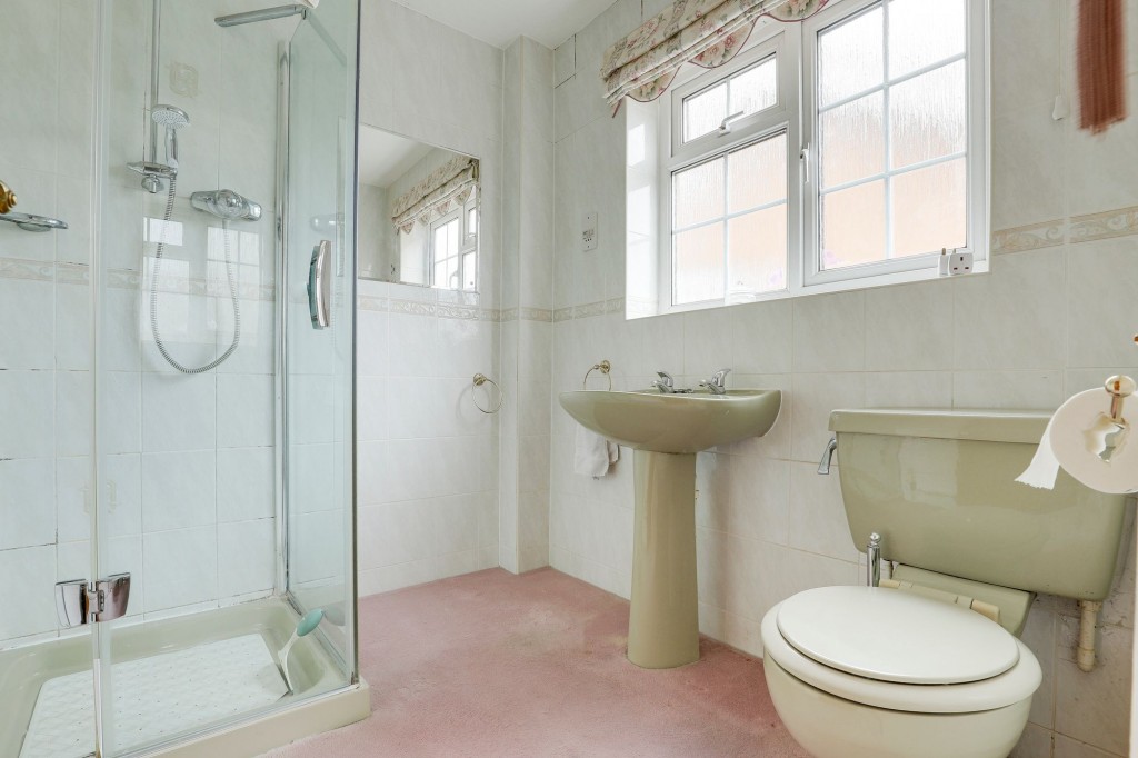 Manor Close, Edwalton, NG12