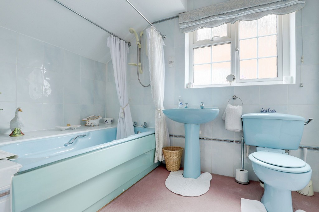 Manor Close, Edwalton, NG12