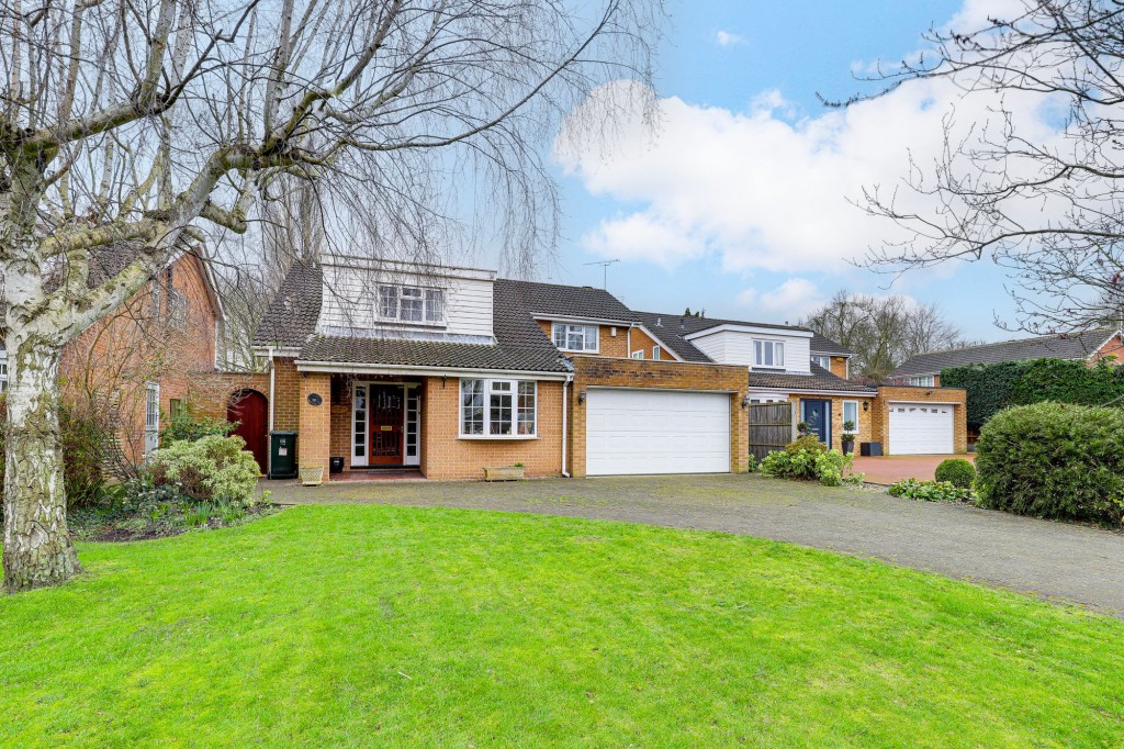 Manor Close, Edwalton, NG12