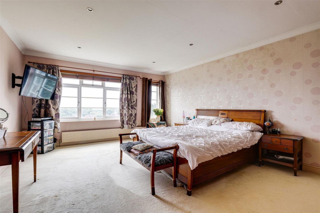 Oakdale Road, Carlton, NG4