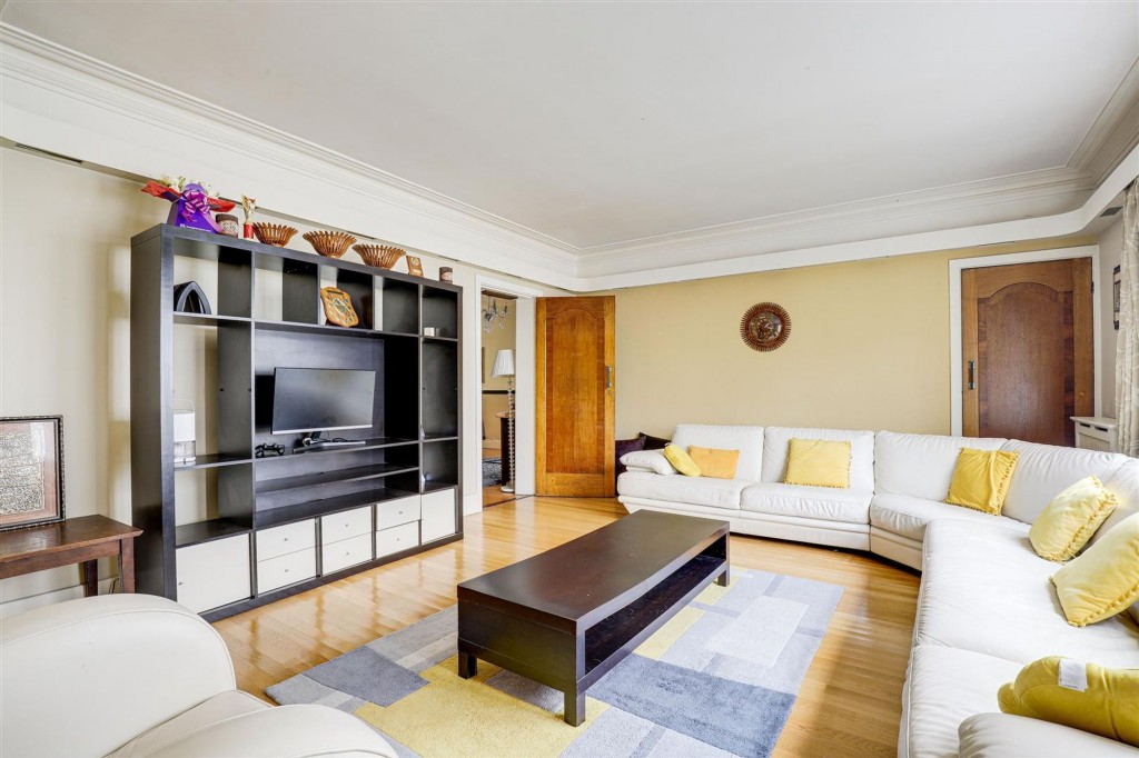 Oakdale Road, Carlton, NG4