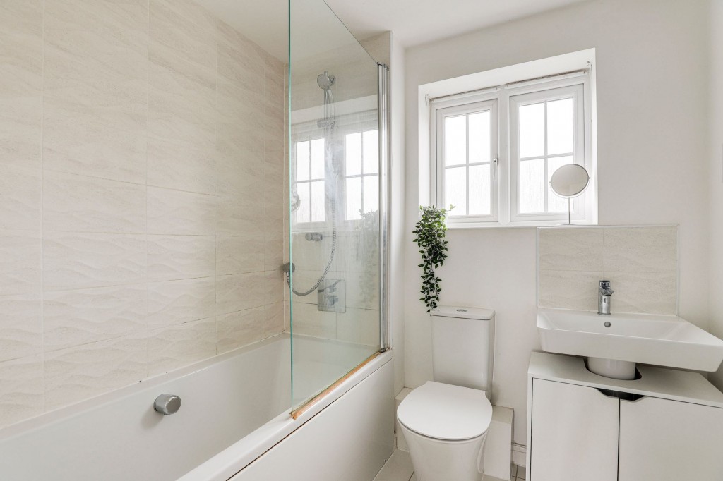 Daffodil Gardens, Edwalton, NG12