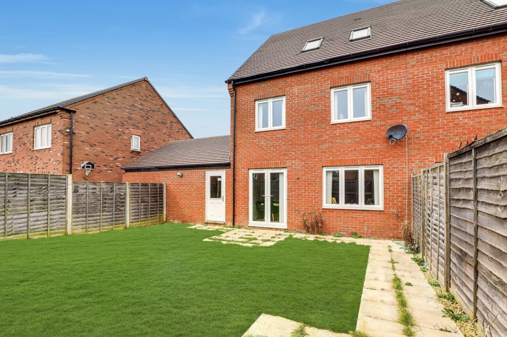 Daffodil Gardens, Edwalton, NG12